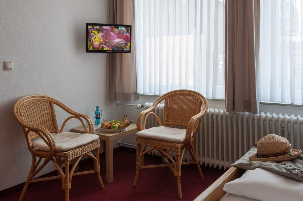 An'T Yachthaven Hotel ฮาร์เลอซีล ภายนอก รูปภาพ